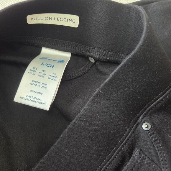 Seven7 black pull on leggings with back pockets woman's size small - Picture 3 of 7